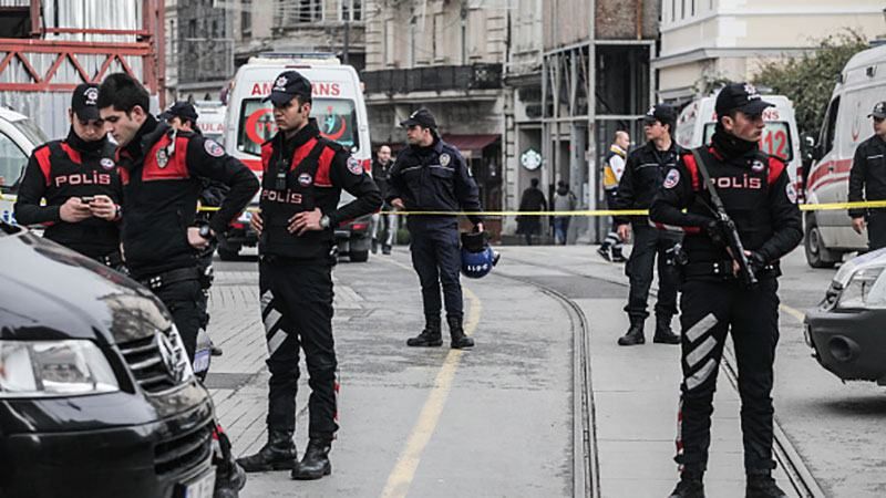 Українці не постраждали під час теракту у Стамбулі, — МЗС