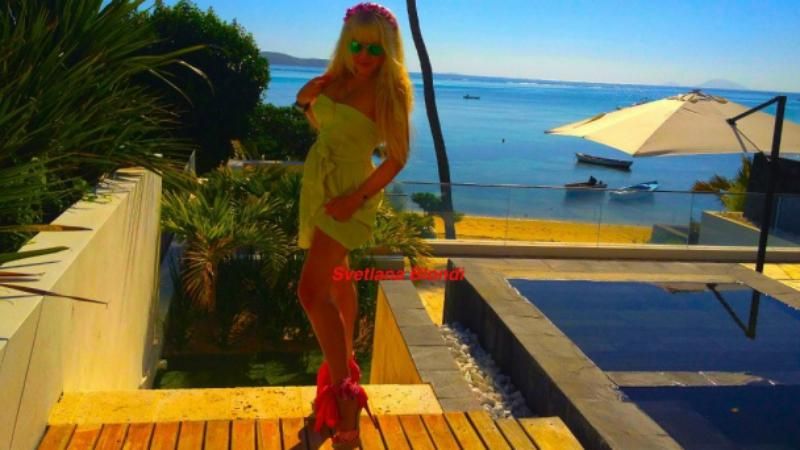 Відверті селфі та дорогі курорти: чим живе "доцент"-порушниця зі Львова Відверті селфі та дорогі курорти: чим живе "доцент"-порушниця зі Львова