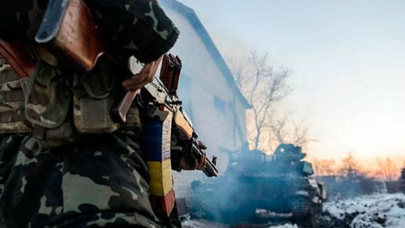 Двое военных погибли под Авдеевкой: стали известны подробности Двое военных погибли под Авдеевкой: стали известны подробности