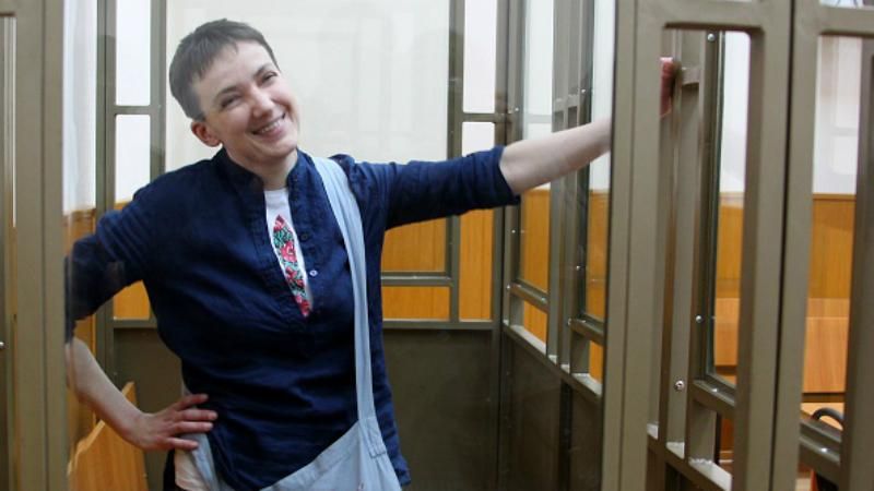 Савченко уже в суде: ее охраняет не менее 16 автоматчиков