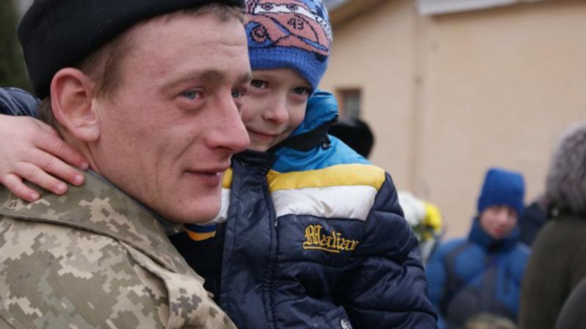 Порошенко сказав, коли оголосить демобілізацію Порошенко сказав, коли оголосить демобілізацію