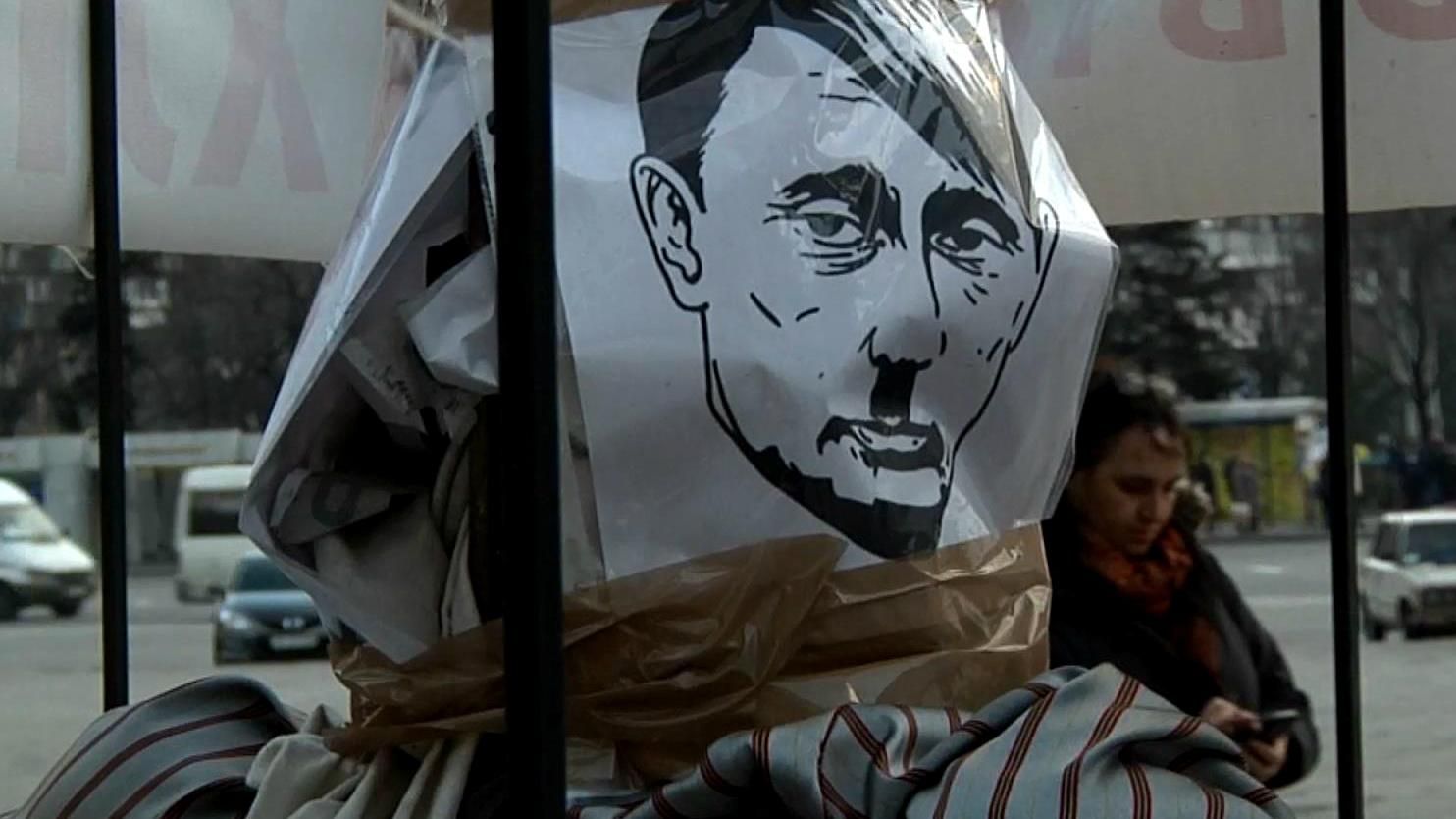 Поставити хрест на Росії та посадити Путіна за ґрати: як у регіонах підтримали Савченко