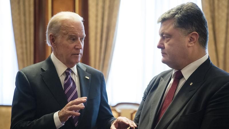 Порошенко обсудил с Байденом позиции возвращения Савченко Порошенко обсудил с Байденом позиции возвращения Савченко