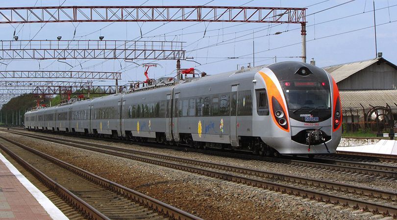 Всех пассажиров поезда "Киев-Днепропетровск" эвакуировали из-за минирования