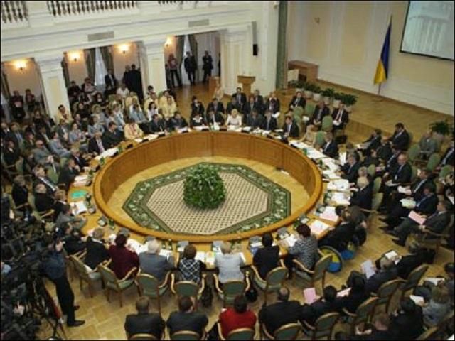 В новое правительство придут те же люди, — политолог В новое правительство придут те же люди, — политолог