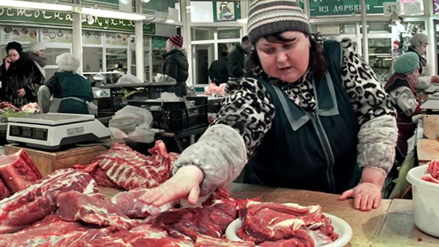 Аксенов нашел виновных в высоких ценах в Крыму Аксенов нашел виновных в высоких ценах в Крыму