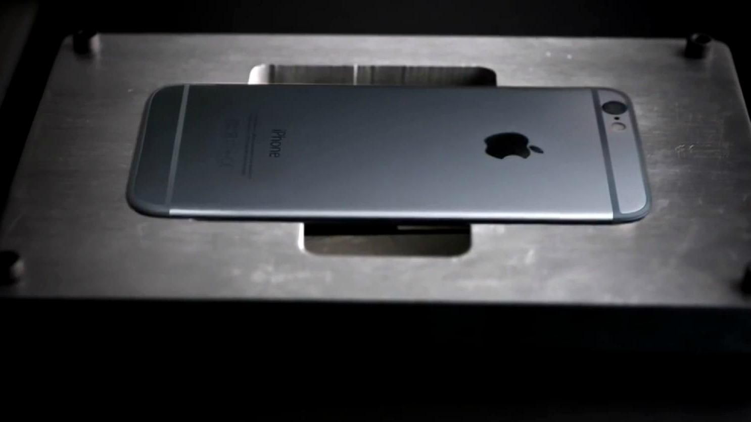 Робот Apple, который разбирает смартфоны. Дрон сможет погружаться под воду Робот Apple, который разбирает смартфоны. Дрон сможет погружаться под воду