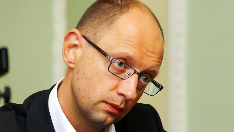 Говорити про відставку Яценюка зарано, — експерт Говорити про відставку Яценюка зарано, — експерт