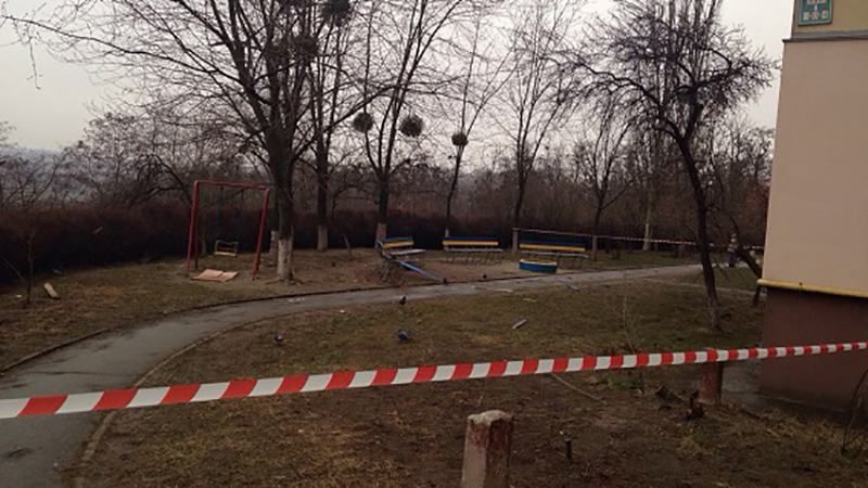 Полиция опубликовала фото последствий взрыва в Киеве Полиция опубликовала фото последствий взрыва в Киеве