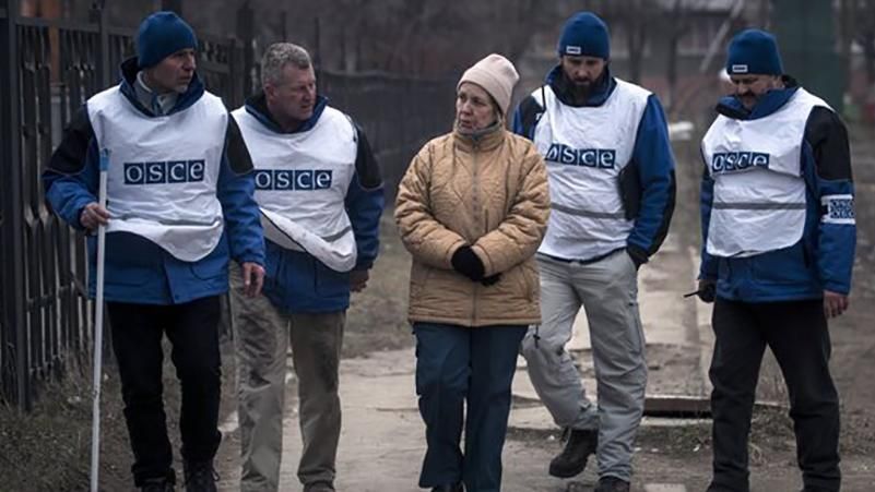 Мешканці окупованого Донбасу поскаржились ОБСЄ, що Україна не дає їм пенсію