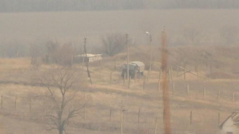 Як виглядає підбитий КамАЗ бойовиків: за ніч терористи тричі пробували його вкрасти Як виглядає підбитий КамАЗ бойовиків: за ніч терористи тричі пробували його вкрасти