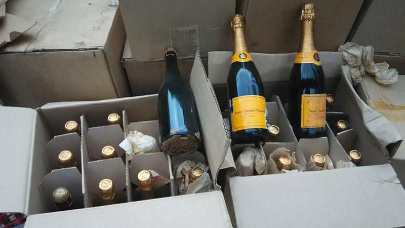 Полицейские уничтожили "шампанского" на 10 миллионов гривен