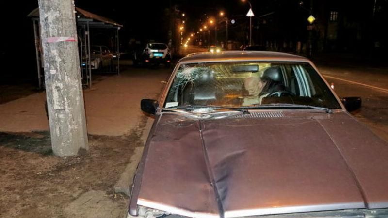 Машина насмерть сбила старушку бабушку (фото 18+) Машина насмерть сбила старушку бабушку (фото 18+)