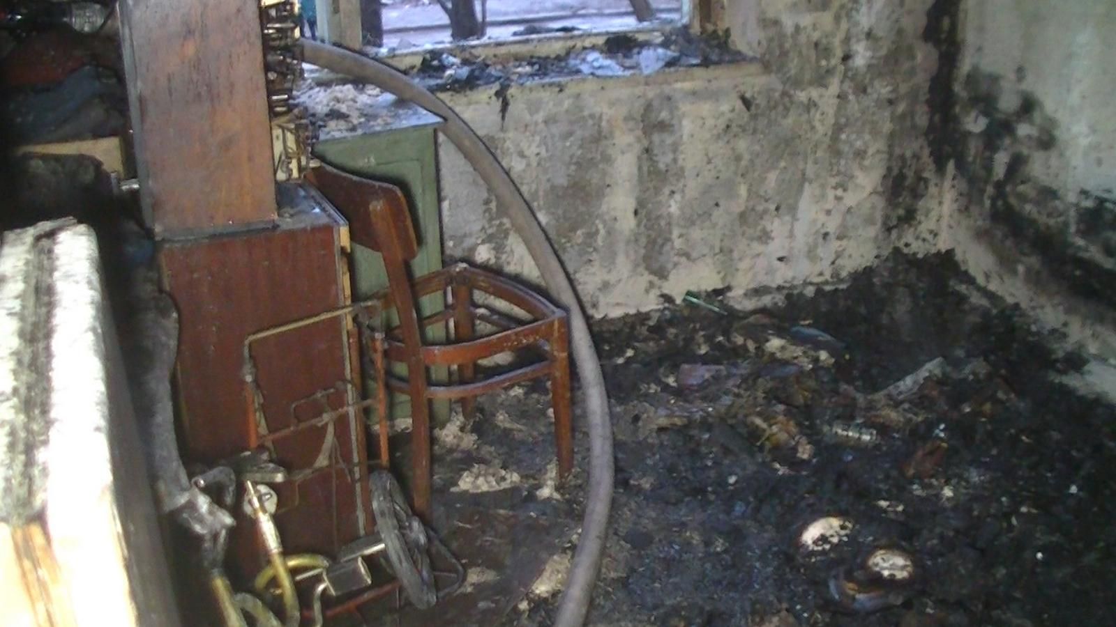 В Харькове огонь унес жизни двух мужчин В Харькове огонь унес жизни двух мужчин