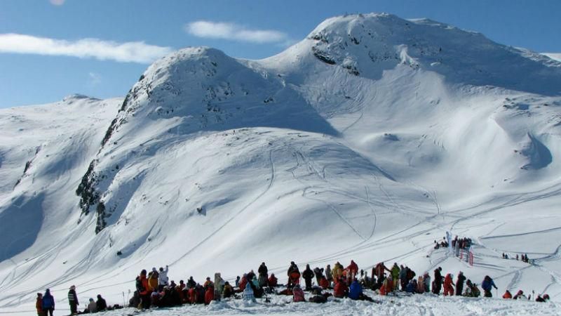 Спасатели нашли украинского альпиниста, сорвавшегося с Эльбруса Спасатели нашли украинского альпиниста, сорвавшегося с Эльбруса
