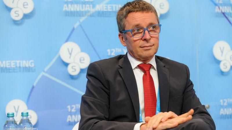 Экс-министр Словакии согласен войти в украинское правительство Экс-министр Словакии согласен войти в украинское правительство