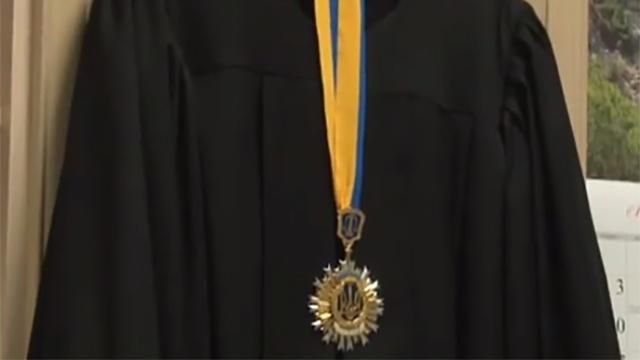 Правоохранители установили место нахождения судьи, который отстреливался при задержании Правоохранители установили место нахождения судьи, который отстреливался при задержании