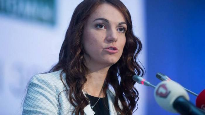 Лещенко назвав прізвища депутатів, які можуть поповнити лави БПП Лещенко назвав прізвища депутатів, які можуть поповнити лави БПП