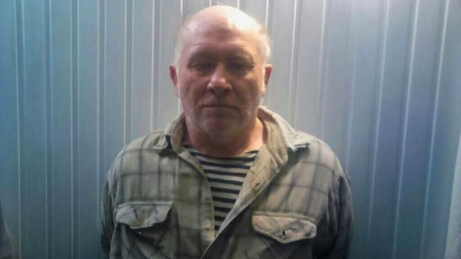 Мужчину, который передал военным мед со взрывчаткой, посадили на 15 лет Мужчину, который передал военным мед со взрывчаткой, посадили на 15 лет