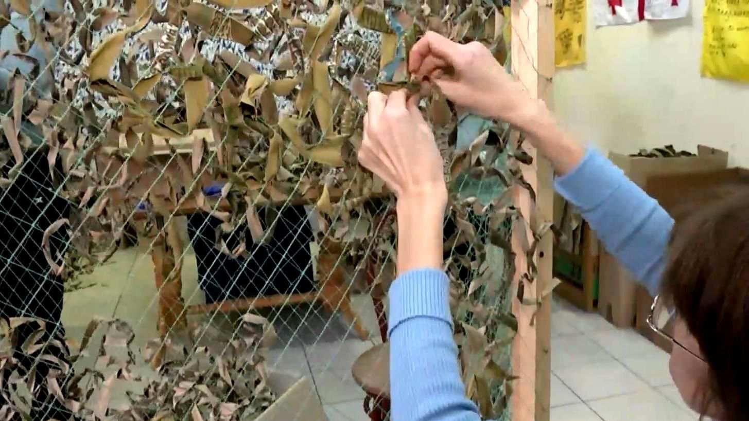 Волонтерів, які забезпечують військових маскуванням, хочуть вигнати на вулицю Волонтерів, які забезпечують військових маскуванням, хочуть вигнати на вулицю