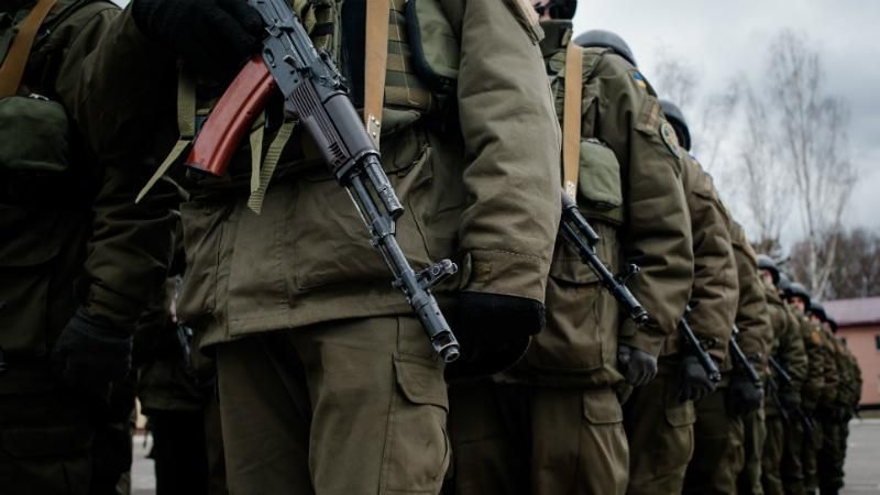 Летальну зброю треба не в Заходу просити, а самим її виготовляти, — дипломат Летальну зброю треба не в Заходу просити, а самим її виготовляти, — дипломат