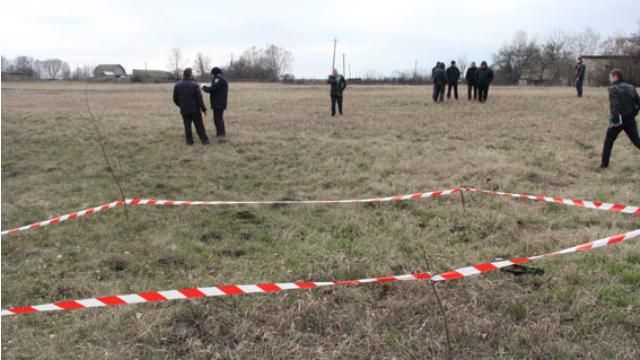 Троих полицейских серьезно ранили во время задержания преступников Троих полицейских серьезно ранили во время задержания преступников