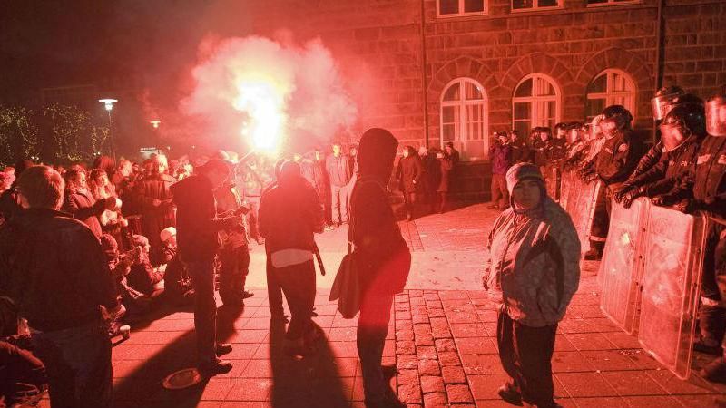 Скандал з офшорами вивів ісландців на протести Скандал з офшорами вивів ісландців на протести