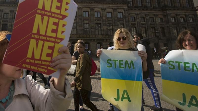 Чим голландці пояснюють голосування за і проти асоціації України з ЄС