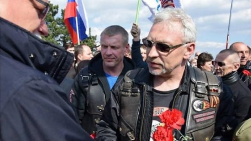 Путинские "Ночные волки" вляпались в очередной скандал: одного задержали в Латвии Путинские "Ночные волки" вляпались в очередной скандал: одного задержали в Латвии