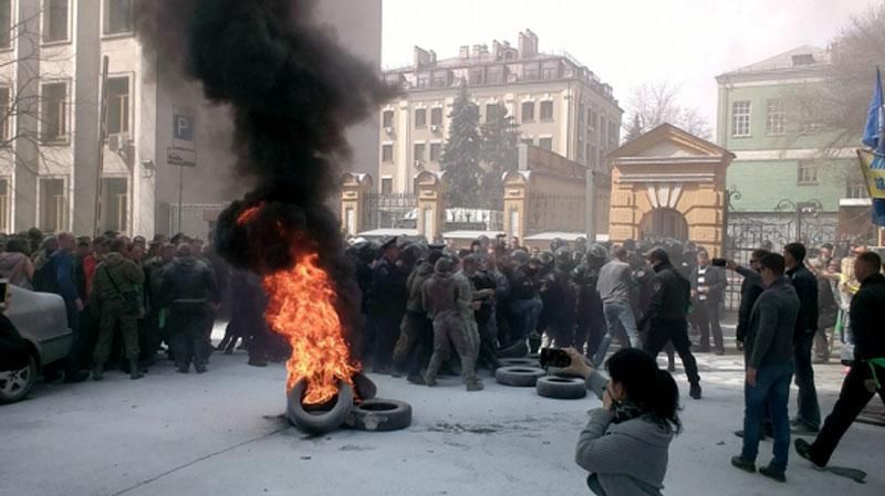 Протестующие под АП не нарушают закон, — Нацгвардия