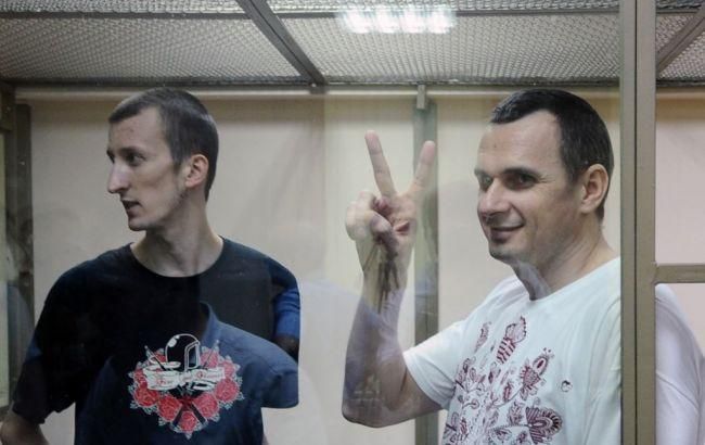 У Росії задумались над передачею Сенцова і Кольченка Україні У Росії задумались над передачею Сенцова і Кольченка Україні