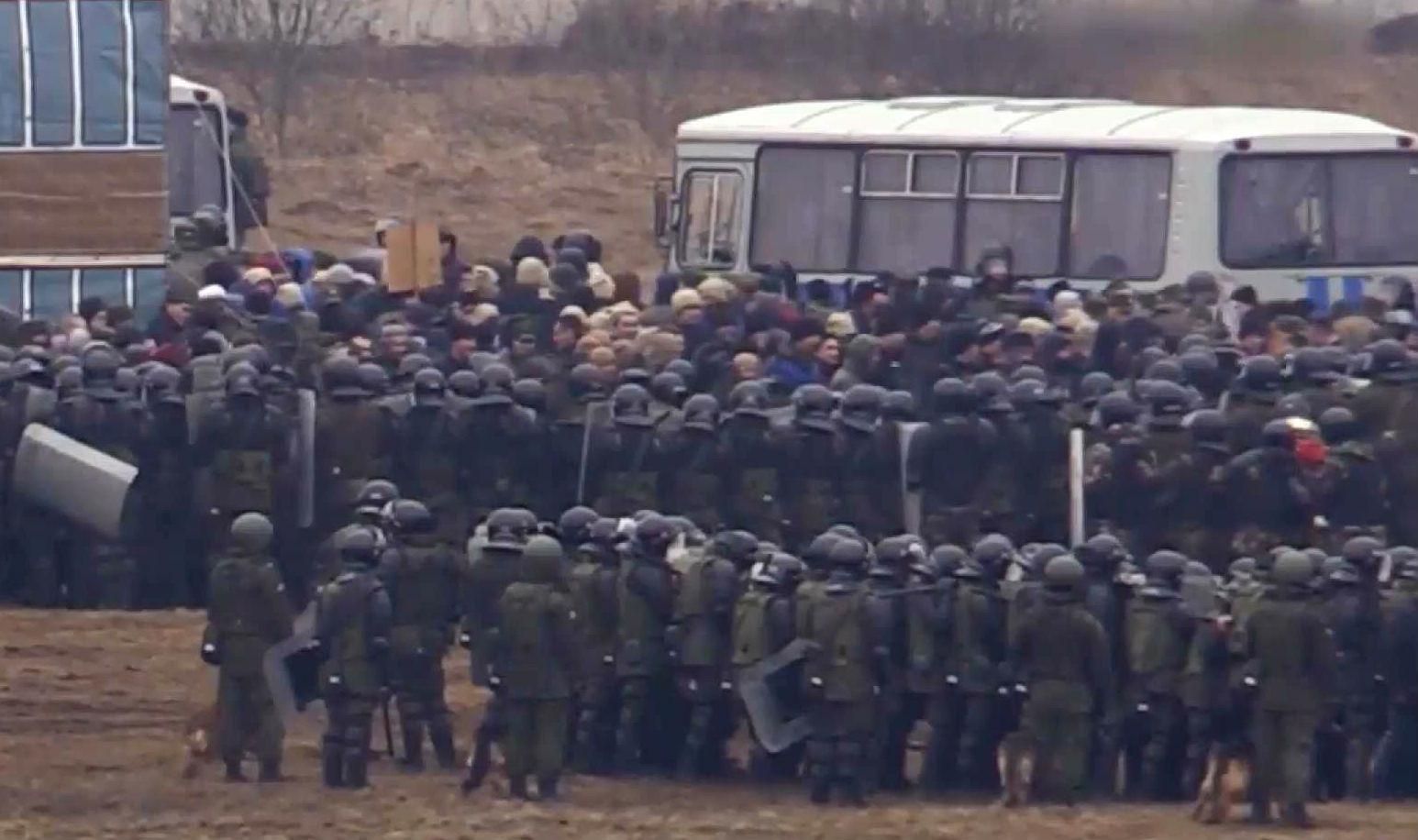 Появилось видео учений новосозданной российской Нацгвардии Появилось видео учений новосозданной российской Нацгвардии