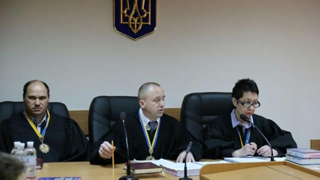 Суддю російських ГРУшників охороняють на прохання Порошенка, — МВС