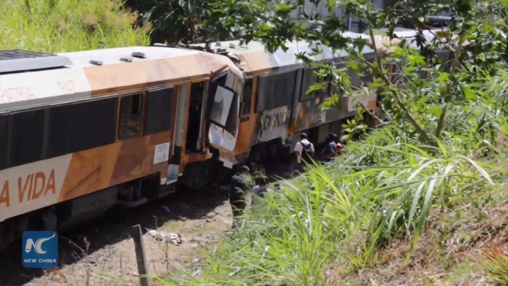 Лобовое столкновение поездов в Коста-Рике: свыше 200 пострадавших