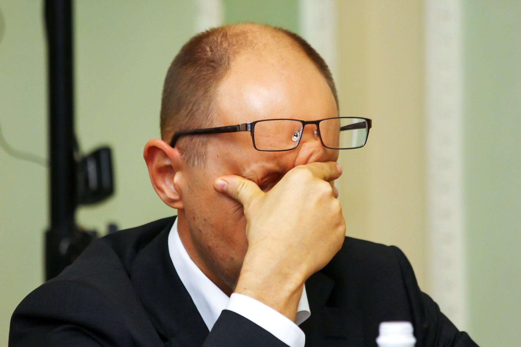 СМИ узнали о планах Яценюка относительно отставки