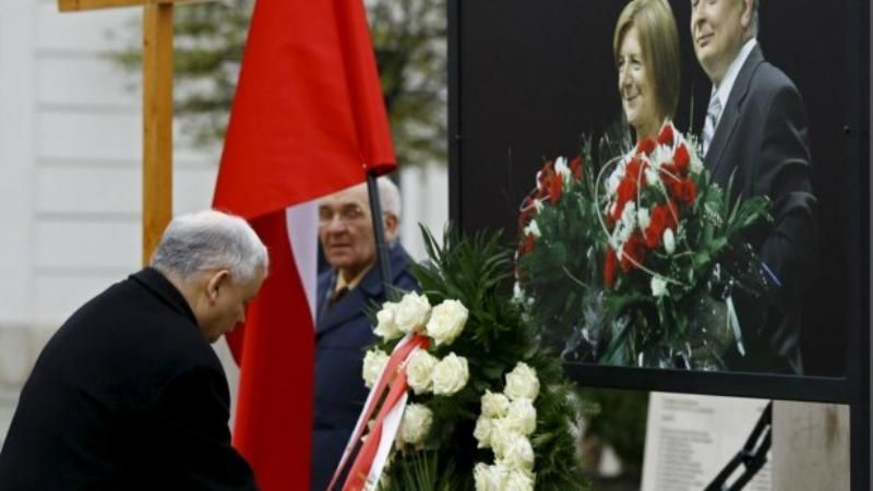 Шесть лет после трагедии: мир вспоминает жертв Смоленской авиакатастрофы