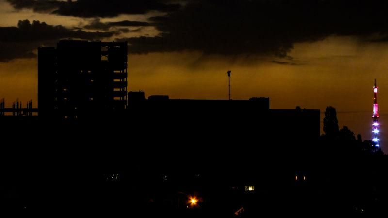 Темнота в Крыму: на полуострове анонсировали массовые отключения света Темнота в Крыму: на полуострове анонсировали массовые отключения света