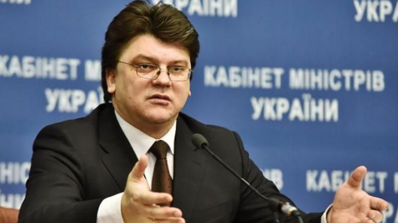 Министр от "Батькивщины" стал членом "Народного фронта" Министр от "Батькивщины" стал членом "Народного фронта"