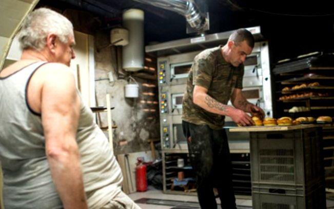 За один евро французский кондитер продал свой бизнес бездомному