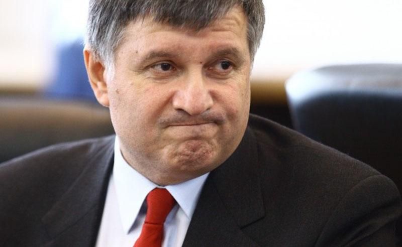 Аваков заявив, що "Народний фронт" може покинути Кабмін і переговори по коаліції
