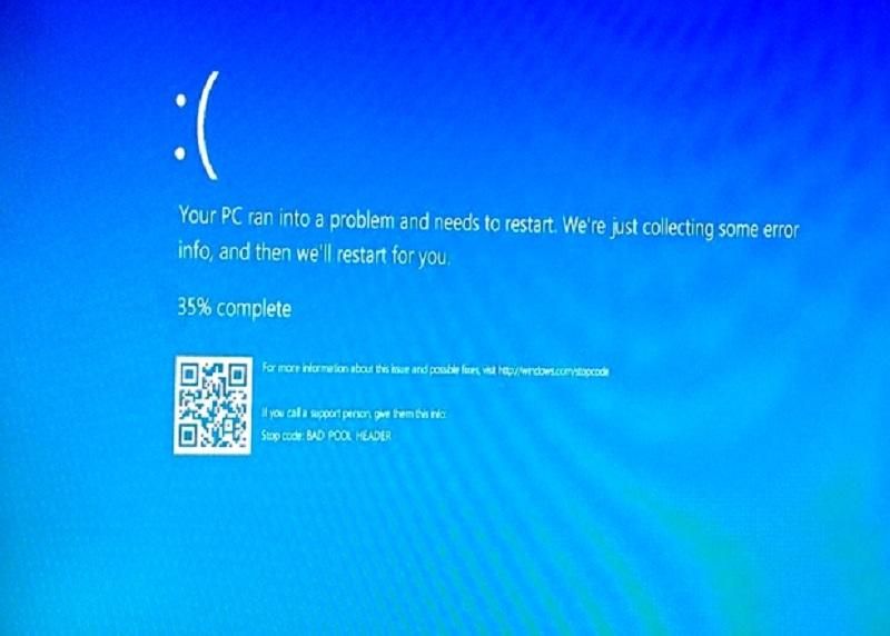 Microsoft удосконалив "синій екран смерті" Microsoft удосконалив "синій екран смерті"