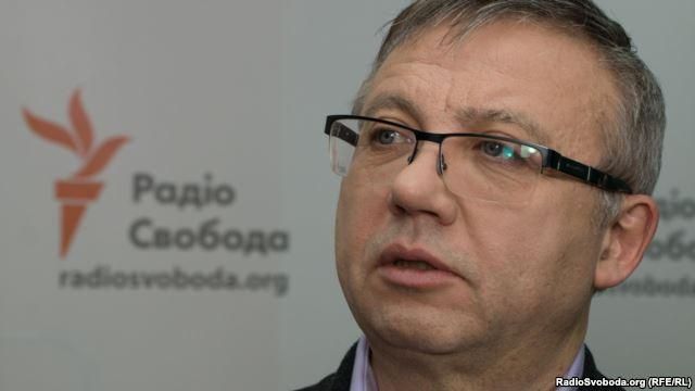 "Хрещатик" був життєздатним, його можна було врятувати, – екс-заступник голови НБУ Савченко "Хрещатик" був життєздатним, його можна було врятувати, – екс-заступник голови НБУ Савченко