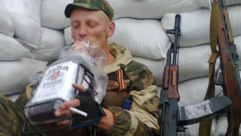 П’яні бойовики випадково підірвали себе гранатою П’яні бойовики випадково підірвали себе гранатою