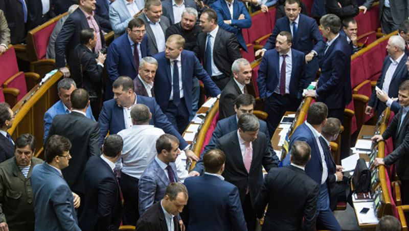 В Раде появится семь новых нардепов