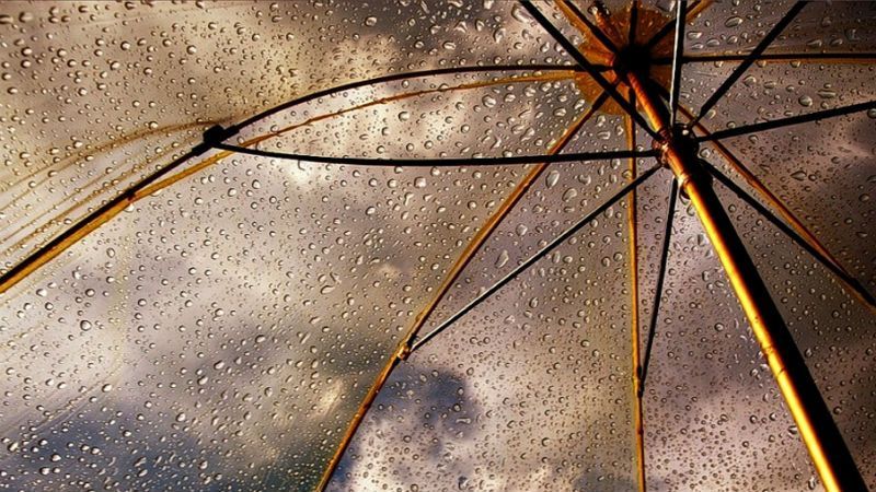 В Украине резко ухудшится погода: прогнозируют низкую температуру и грозы В Украине резко ухудшится погода: прогнозируют низкую температуру и грозы