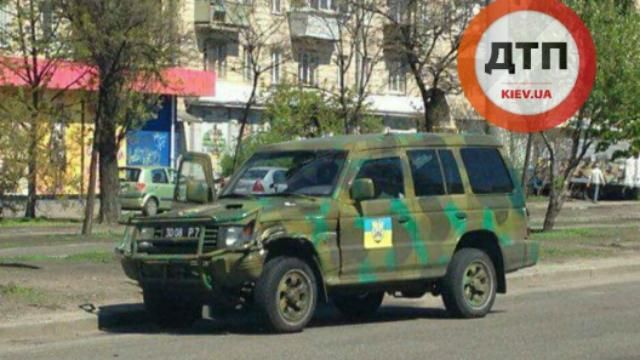 Джип добровольчого батальйону потрапив у ДТП: з’явилися фото Джип добровольчого батальйону потрапив у ДТП: з’явилися фото