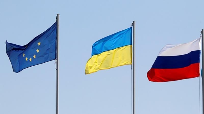 Що думають українці про безвізовий режим з ЄС і відносини з Росією: результати опитування