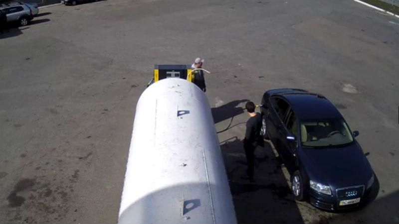 З’явилось останнє відео зі зниклим львів’янином із камер спостереження З’явилось останнє відео зі зниклим львів’янином із камер спостереження