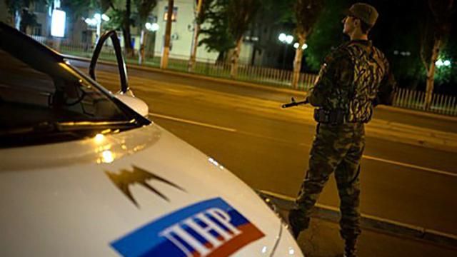 Российские военные активизировались на Донбассе из-за слухов о "Правом секторе" Российские военные активизировались на Донбассе из-за слухов о "Правом секторе"