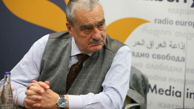 Безвізового режиму замало, треба допомогти Україні економічно, — чеський політик Безвізового режиму замало, треба допомогти Україні економічно, — чеський політик